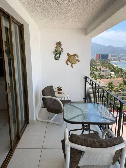 Beachfront View Condo Beside La Isla Mall Puerto Vallarta Exteriör bild
